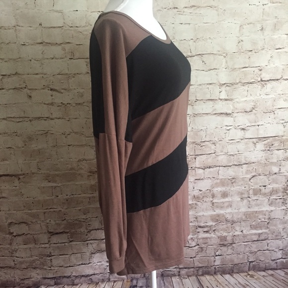 Batwing Sleeves Blouson Tunic - Picture 5 of 8